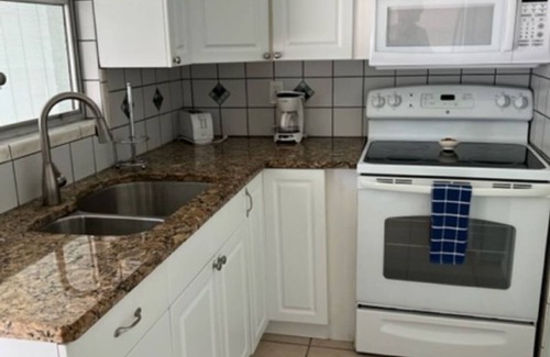 Englewood Cottage | Emerald Palms Unit 3