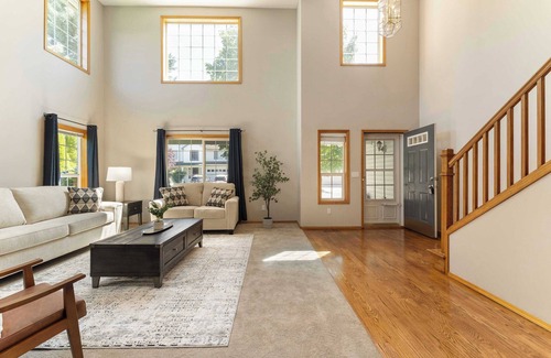 Mill Plain House | Emerald Residence On NE 12th St #42180