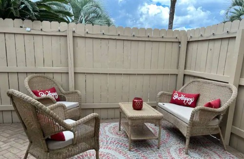 Open Sands Condo | “Emerald Star”