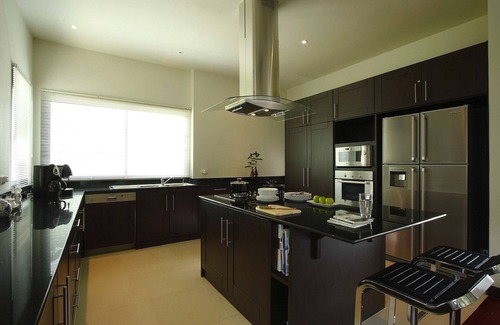 Rawai Villa | Emerald Villa: 7 Bedroom, Private Pool Villa, Near Beach