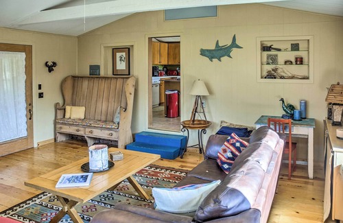 Emigrant Cottage | Emigrant Cabin on 10 Acres w/BBQ & Peaceful Views