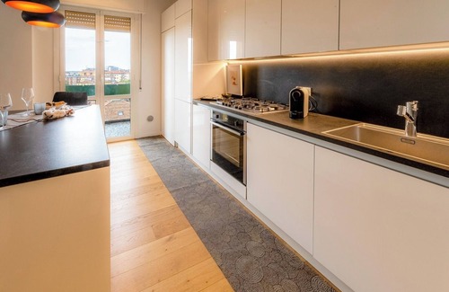 San Faustino-Madonnina-Quattroville House | Emilia Suite Garden