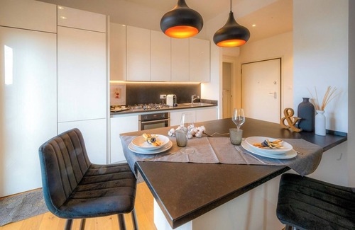 San Faustino-Madonnina-Quattroville House | Emilia Suite Garden