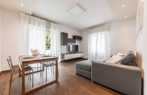 Buon Pastore-Sant'Agnese-San Damaso Apartment | Emilia Suite Life