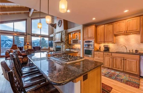 Woodmoor Villa | Emmett's Overlook in Breckenridge