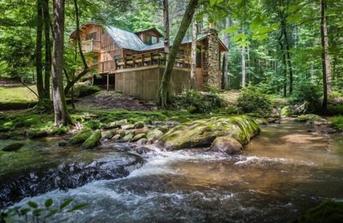 Robbinsville Cabin | Emory Lodge located on West Buffalo Creek