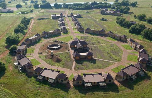 Bloemfontein Hotel | Emoya Basotho Lodge