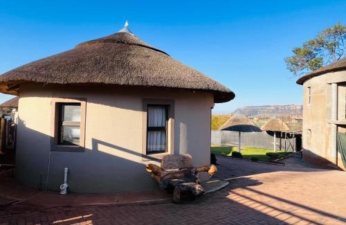 Leribe District Bed & Breakfast | Empire Guesthouse