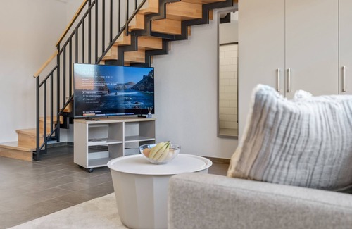Denzlingen Apartment | EMPiRE: Marketplace | Balcony | Mountain view | Parking