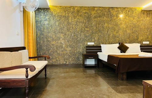 Vayittiri House | Empire One Bedroom with Common Pool