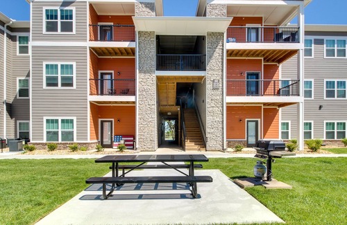 Emporia Apartment | Emporia Apt w/ Playground: 2 Mi to Main Street!
