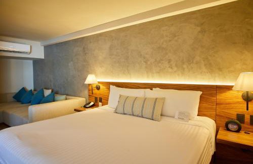 Zona Dorada Hotel | Emporio Mazatlan