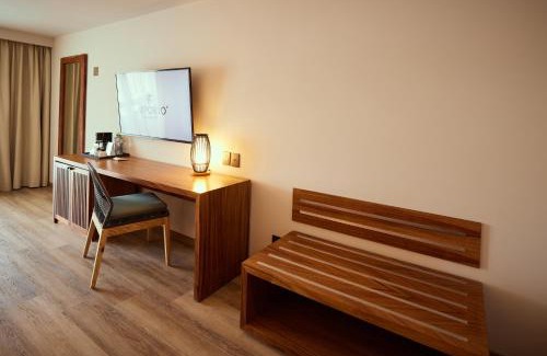 Zona Dorada Hotel | Emporio Mazatlan