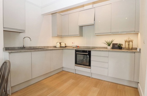 Folkestone Cottage | ENBROOK VIEW, character holiday cottage in Sandgate