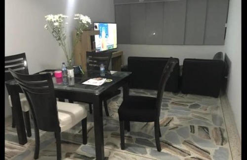 Cali Apartment | ENCANTADOR ENTRE PINOS