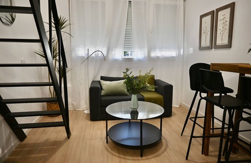 Ciudad Lineal Apartment | Encantador Estudio Duplex