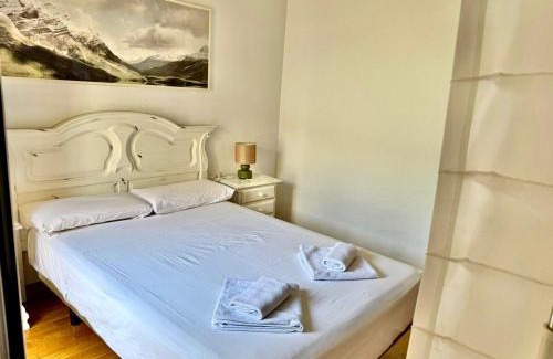 La Trinidad-San Juan y Todos los Santos Apartment | Encantador Urban Victoria apartment