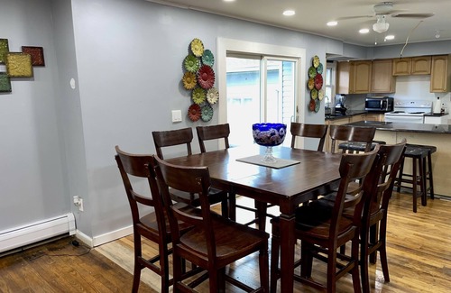 Camptown House | Encanto at Laceyville - Fire pit - apple picking and pumpkins