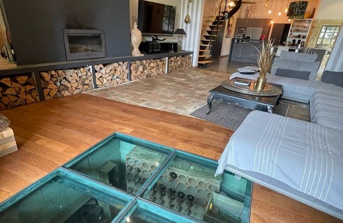 Gallargues-le-Montueux House | Enchanted Provencal farmhouse between vines and cicadas