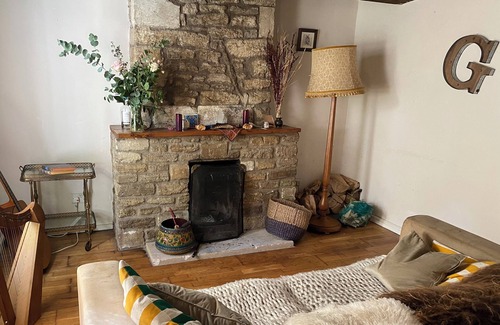 Frome Cottage | Enchanted hidden gem in the hamlet of Frome
