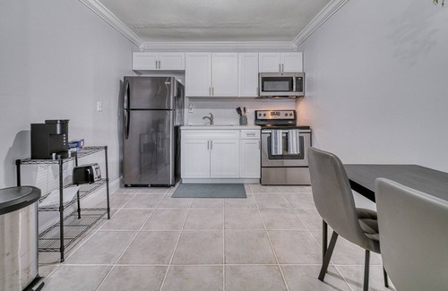 West Little River Villa | Enchanting 1/1 in the heart of Miami.