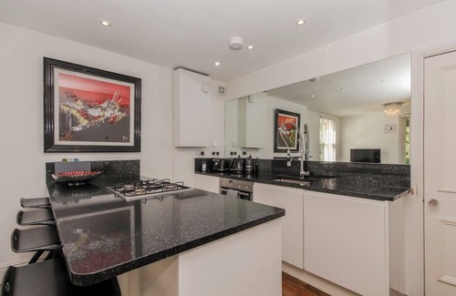Oxford Apartment | Enchanting 2-bedroom apartment with WiFi in Oxford