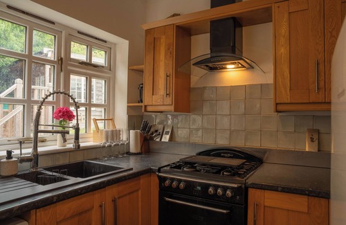 Fordwich Cottage | Enchanting 3-bedroom cottage in Canterbury for a cozy getaway