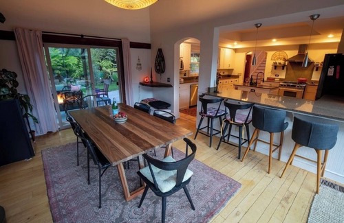 Trinidad House | Enchanting 3-bedroom home amongst the redwoods.