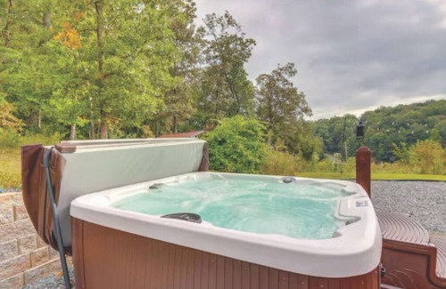 Blue Ridge Cottage | Enchanting 4BR Cottage in Blue Ridge - Escape to a Magical Mountain Getaway