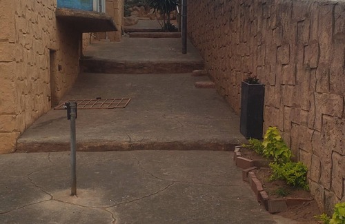 Durban North House | Enchanting 6-bedroom house with WiFi in Durban North