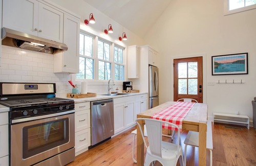 Andersonville House | Enchanting Andersonville Home Steps to Norris Lake