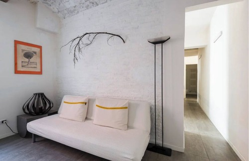 Old Town Apartment | Enchanting apartment next to Osteria Francescana in Modena, with Wi-Fi