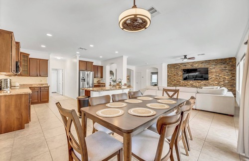 Laredo Ranch House | Enchanting Arizona home with pool & hot tub