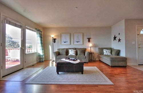 Old Town House | Enchanting Bodega Bay Harbor View