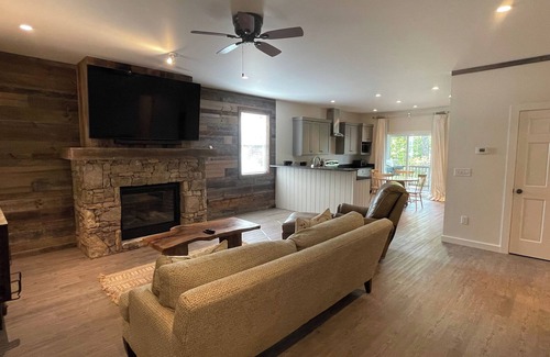 Cashiers Cabin | Enchanting cabin close to town in Cashiers - 3 bedrooms