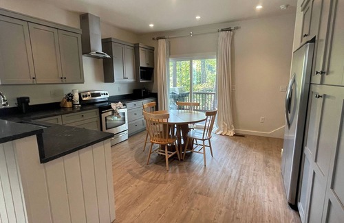 Cashiers Cabin | Enchanting cabin close to town in Cashiers - 3 bedrooms