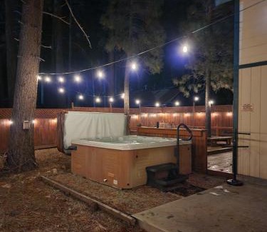 Big Bear Lake House | Enchanting Cabin with Hot Tub & Quiet Neighborhood