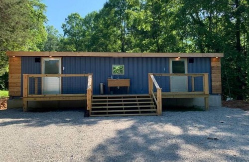 Monticello House | Enchanting Glamping Tent on Lake Cumberland