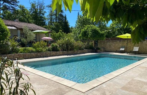 Venasque Bed & Breakfast | Enchanting Guest Room in the Heart of Provence