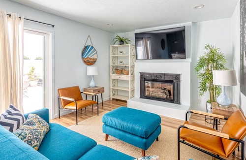 Lodi House | Enchanting - Newly Renovated 3 BR 2 BA- La Dolce Villa