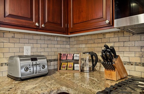 Eagle Mountain Estates Cabin | Enchanting Snow Escape | Hot Tub & Game Room