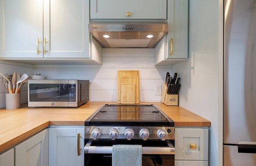 Ellsworth Apartment | Enchanting Tiny Home Near Acadia