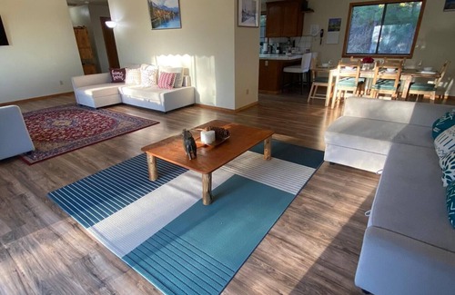 Badger House | Enchanting View, Sequoia/Kings Canyon PKs Getaway