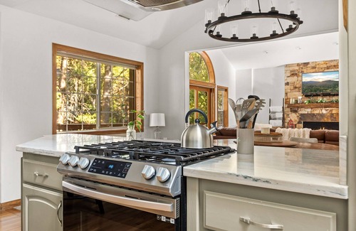 Lake Arrowhead House | Enclosed backyard w Running Stream; Walk 2Lake; Dog Friendly! Large 2Story Home