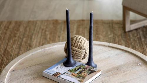 Soldiers Point Apartment | Encore five nine – luxurious absolute beach front apartment