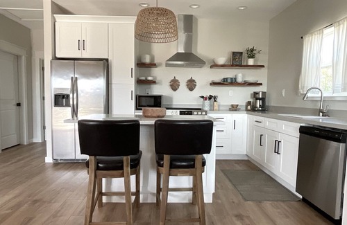 Gulf Breeze House | End-of-Season Deals - Now More Affordable! & Pet-Friendly!