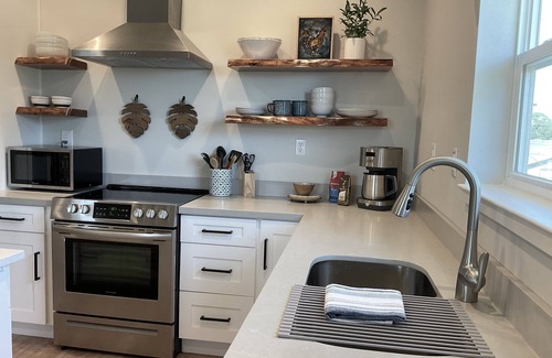 Gulf Breeze House | End-of-Season Deals - Now More Affordable! & Pet-Friendly!