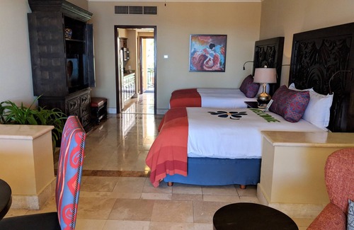 Paraiso Escondido Resort | End of Summer Get Away Dates Available!