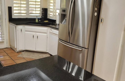 Indio Condo | Endearing 2bdrm Condo w/Pool & near Coachella