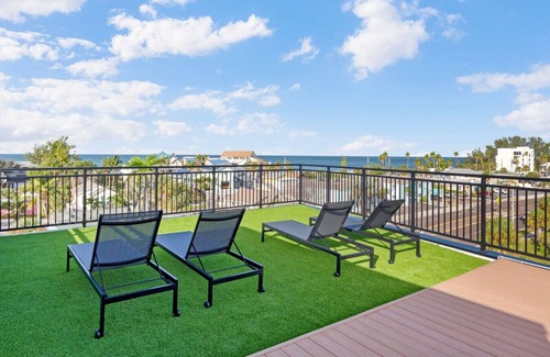 Treasure Island House | Endless Gulf View Retreat